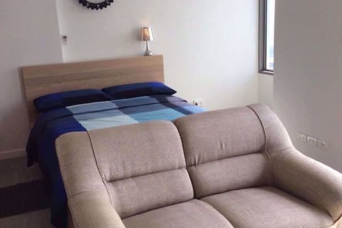 Condominio de 1 dormitorio en Sathon, Bangkok, Tailandia № 76174 - foto 4
