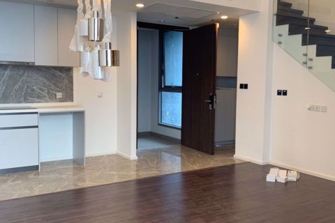 Dúplex de 2 dormitorios en Phra Khanong, Bangkok, Tailandia № 76288