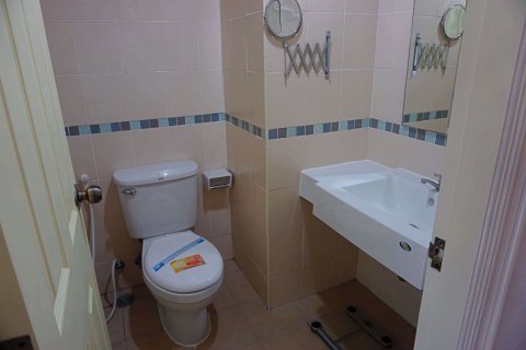 Condo à Suan Luang, Bangkok, Thaïlande, 2 chambres № 76284 - photo 5