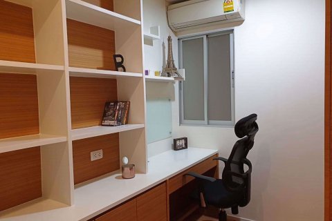 Eigentumswohnung in Suan Luang, Bangkok, Thailand, 2 Schlafzimmer  № 76283 - Foto 8