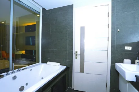 Apartamento de 3 dormitorios en Pattaya, Tailandia № 80168 - foto 26