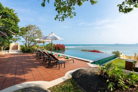 Chalet de 8 dormitorios en Surat Thani, Tailandia № 124498 - foto 9