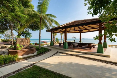 Chalet de 8 dormitorios en Surat Thani, Tailandia № 124498 - foto 10