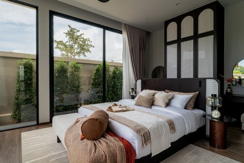 Chalet de 3 dormitorios en Nai Harn Beach, Tailandia № 70948 - foto 12