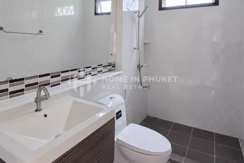 Casa de 3 dormitorios en Phuket, Tailandia № 131443 - foto 8