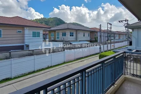 Casa de 3 dormitorios en Phuket, Tailandia № 131443 - foto 12