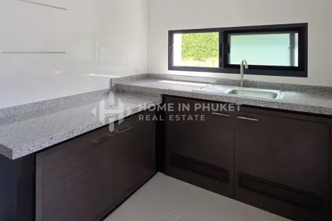 Casa de 3 dormitorios en Phuket, Tailandia № 131443 - foto 4