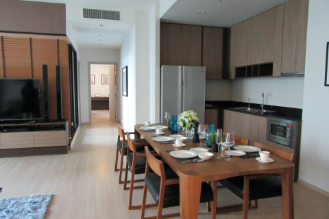 Condominio de 3 dormitorios en Huai Khwang, Bangkok, Tailandia № 77195 - foto 2