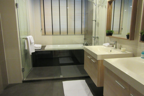 Condominio de 3 dormitorios en Huai Khwang, Bangkok, Tailandia № 77195 - foto 9