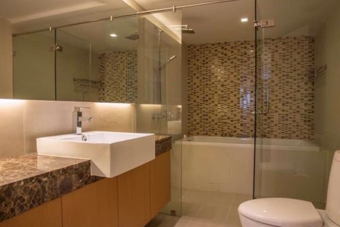 Condominio de 3 dormitorios en Watthana, Bangkok, Tailandia № 77190 - foto 24
