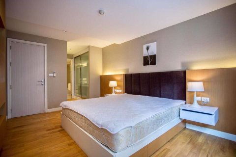 Condominio de 3 dormitorios en Watthana, Bangkok, Tailandia № 77190 - foto 19