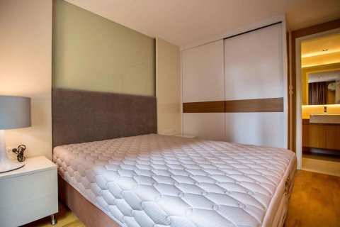 Condominio de 3 dormitorios en Watthana, Bangkok, Tailandia № 77190 - foto 28