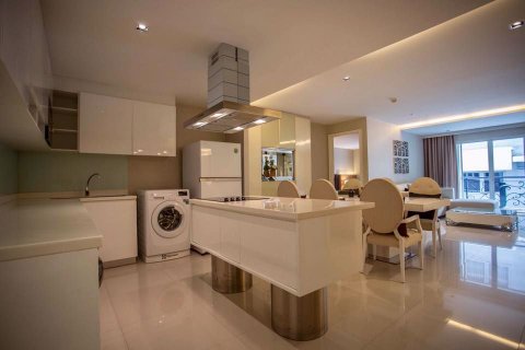 Condominio de 3 dormitorios en Watthana, Bangkok, Tailandia № 77190 - foto 16