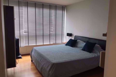 Condominio de 2 dormitorios en Khlong Toei, Bangkok, Tailandia № 77193 - foto 3