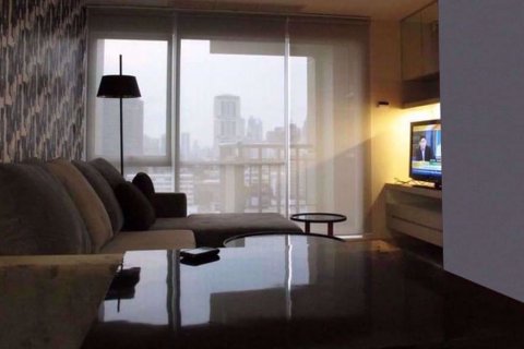 Condominio de 2 dormitorios en Watthana, Bangkok, Tailandia № 77192 - foto 3