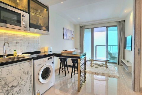 Condo in Pattaya, Thailand, 1 bedroom  № 126078
