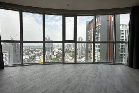 Estudio en el condominio en Watthana, Bangkok, Tailandia № 142634 - foto 11