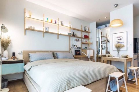 Condominio de 1 dormitorio en Khlong Toei, Bangkok, Tailandia № 132950 - foto 9