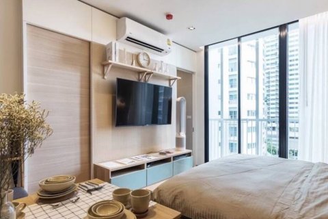 Condominio de 1 dormitorio en Khlong Toei, Bangkok, Tailandia № 132950 - foto 3