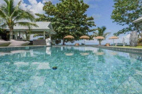 Chalet de 4 dormitorios en Surat Thani, Tailandia № 132949 - foto 5