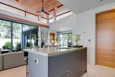 Casa de 3 dormitorios en Phuket, Tailandia № 131470 - foto 6