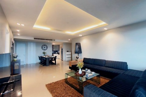 Condo in Pattaya, Thailand, 2 bedrooms № 8416 - photo 4