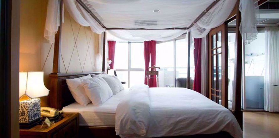 Condominio de 1 dormitorio en Khlong Toei, Bangkok, Tailandia № 76746