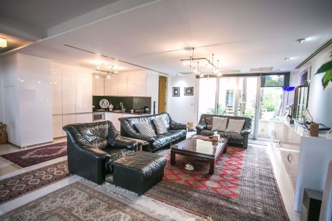 House in Yan Nawa, Bangkok, Thailand 4 bedrooms № 76745 - photo 2