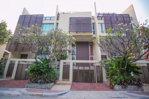 House in Yan Nawa, Bangkok, Thailand 4 bedrooms № 76745 - photo 14