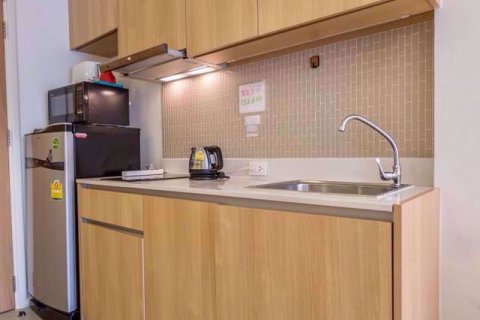 Condo à Pathum Wan, Bangkok, Thaïlande, 1 chambre  № 76747 - photo 10
