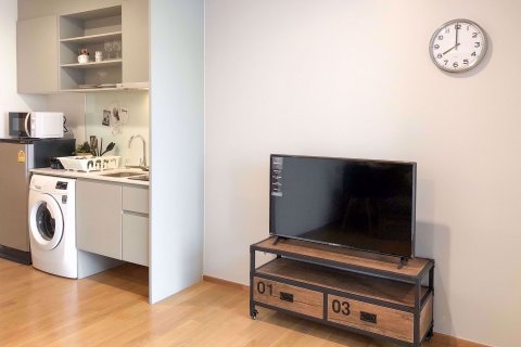 Condominio de 1 dormitorio en Bang Rak, Bangkok, Tailandia № 76312 - foto 4