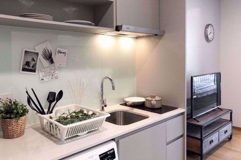 Condominio de 1 dormitorio en Bang Rak, Bangkok, Tailandia № 76312 - foto 5