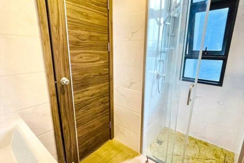 Condominio de 2 dormitorios en Bangkok, Tailandia № 125842 - foto 4