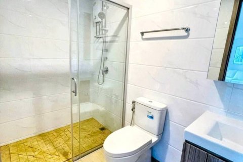 Condominio de 2 dormitorios en Bangkok, Tailandia № 125842 - foto 8