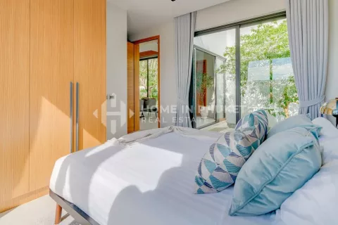 Casa de 3 dormitorios en Phuket, Tailandia № 130882 - foto 16