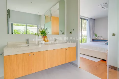 Casa de 3 dormitorios en Phuket, Tailandia № 130882 - foto 14