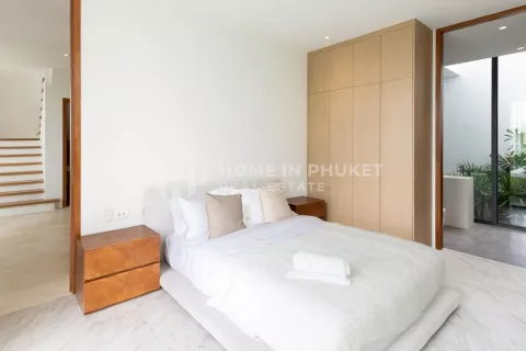 Casa de 4 dormitorios en Bang Tao, Tailandia № 130889 - foto 14