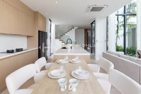 Casa de 4 dormitorios en Bang Tao, Tailandia № 130889 - foto 8