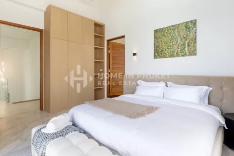 Casa de 4 dormitorios en Bang Tao, Tailandia № 130889 - foto 26