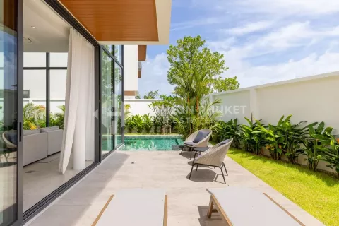 Casa de 4 dormitorios en Bang Tao, Tailandia № 130889 - foto 4