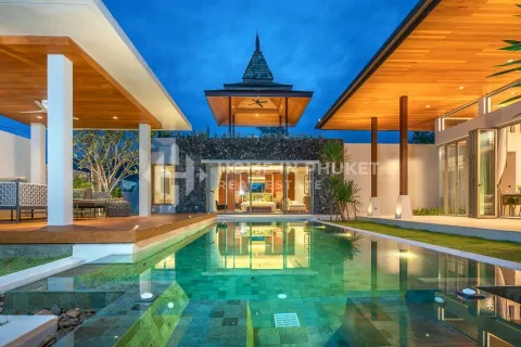 Casa de 3 dormitorios en Phuket, Tailandia № 130879