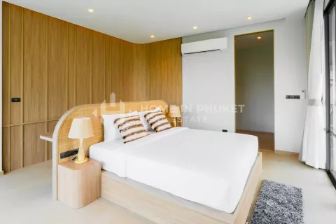 Casa de 4 dormitorios en Rawai, Tailandia № 130880 - foto 18
