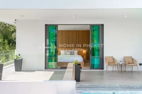 Casa de 4 dormitorios en Rawai, Tailandia № 130880 - foto 3