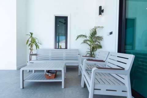 Chalet de 3 dormitorios en Hua Hin, Tailandia № 120291 - foto 6