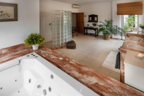 Villa in Chiang Mai, Thailand 5 Schlafzimmer № 102977 - Foto 15
