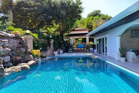 Casa de 3 dormitorios en Pattaya, Tailandia № 80804 - foto 4