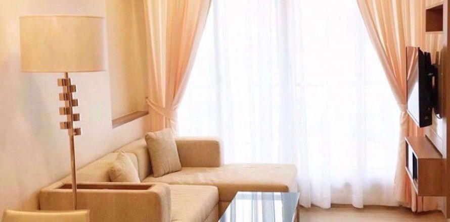 Condominio de 1 dormitorio en Bangkok, Tailandia en Rhythm Sathorn - Narathiwas № 78316