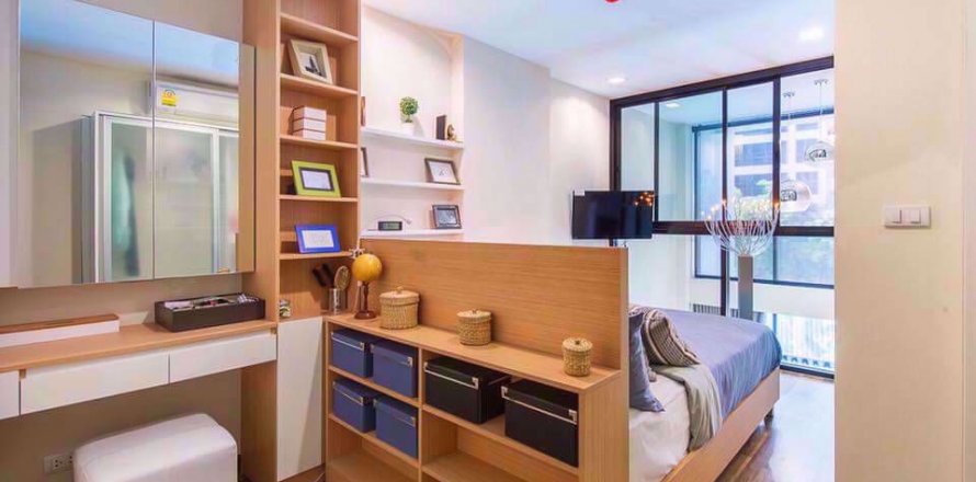 Dúplex de 1 dormitorio en Bang Na, Bangkok, Tailandia № 77092
