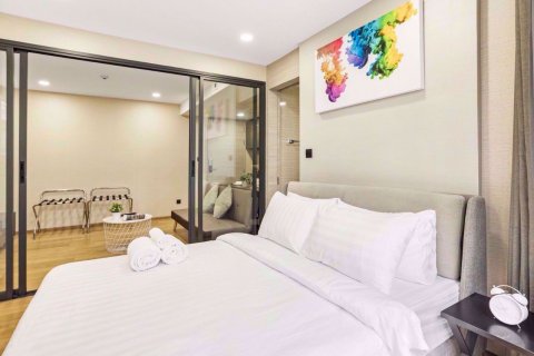 Condominio de 1 dormitorio en Pathum Wan, Bangkok, Tailandia № 77095 - foto 5