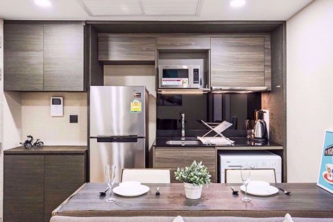 Condominio de 1 dormitorio en Pathum Wan, Bangkok, Tailandia № 77095 - foto 7